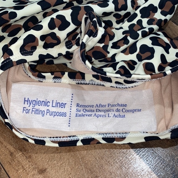 Kona Sol swimsuit leopard NWOT‎ small ruched waist - Picture 3 of 7